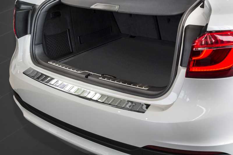 Ochranná lišta hrany kufru BMW X6 F16 2014-2019 (matná) Avisa