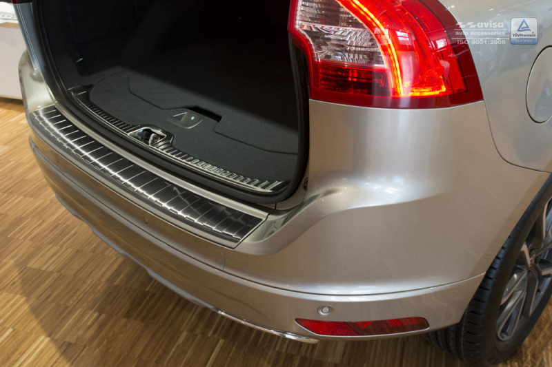 Ochranná lišta hrany kufru Volvo XC60 2013-2017 (tmavá) Avisa