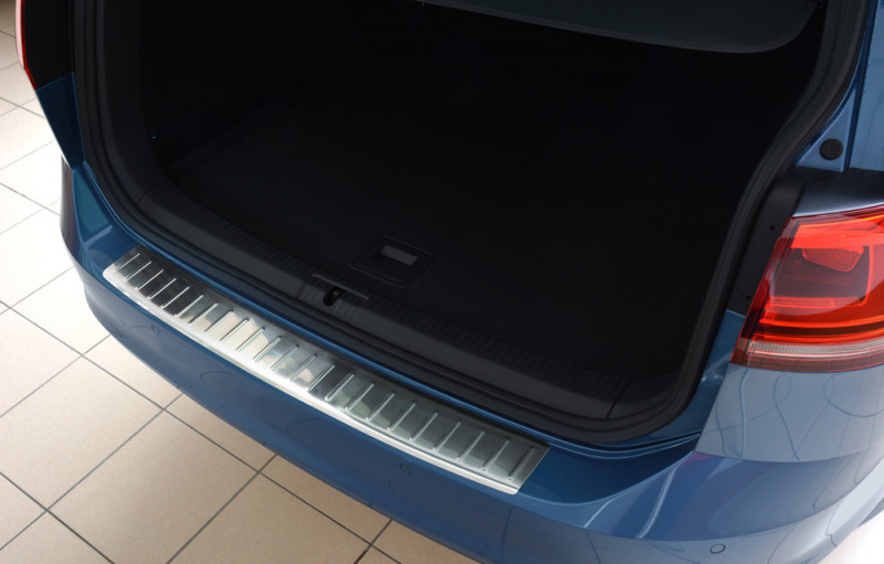 Ochranná lišta hrany kufru VW Golf VII. 2013-2017 (combi