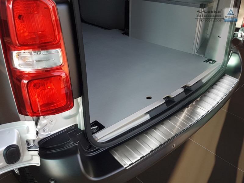 Ochranná lišta hrany kufru Citroen SpaceTourer 2016- (plastový nárazník