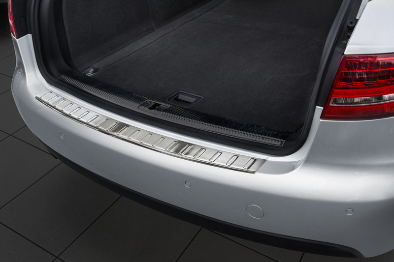 Ochranná lišta hrany kufru Audi A4 2007-2012 (combi