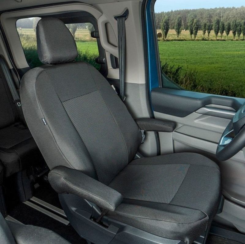 Přesné autopotahy VW Transporter T7 2024- (řidič) Kegel-Blazusiak