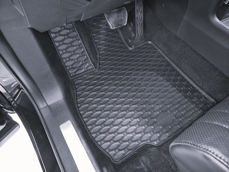 Gumové autokoberce Rigum Omoda 9 2025- (hybrid) Rigum
